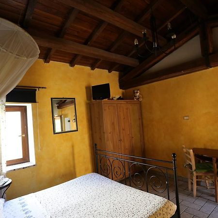 B&B La Casuccia Di Ассизи Экстерьер фото