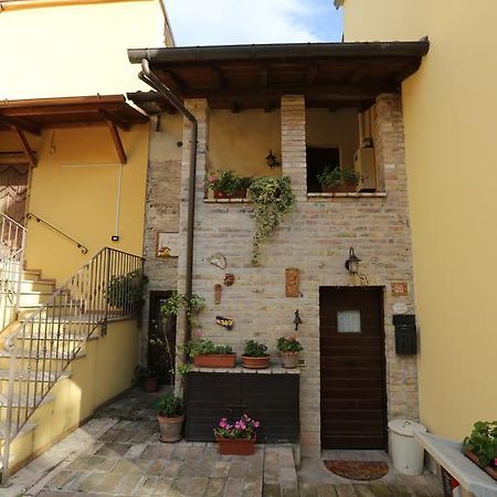B&B La Casuccia Di Ассизи Экстерьер фото