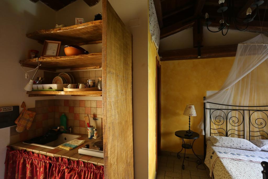 B&B La Casuccia Di Ассизи Экстерьер фото