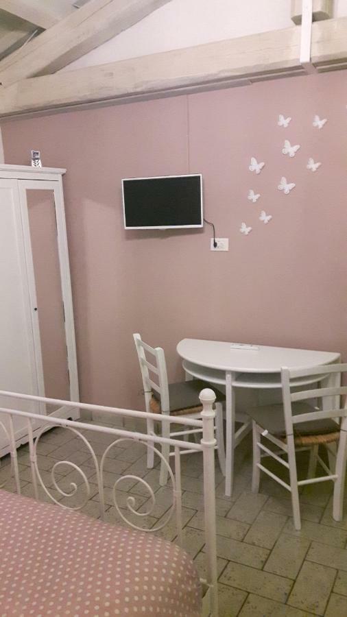 B&B La Casuccia Di Ассизи Экстерьер фото